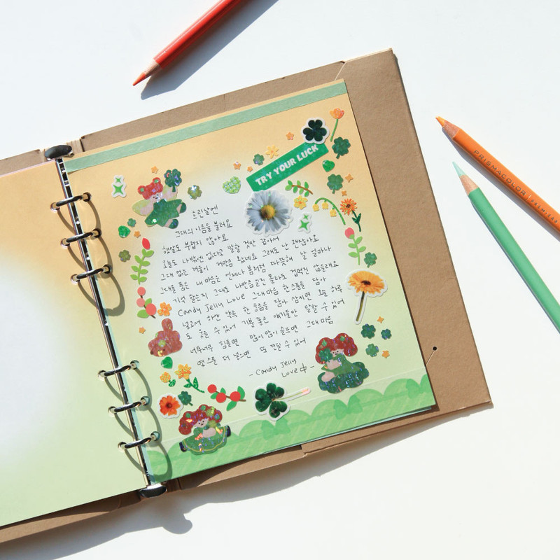 Example of use - Jam studio Dream 6-ring Wide A6 Notebook Paper Refills Set Example of use - Jam studio Dream 6-ring Wide A6 Notebook Paper Refills Set