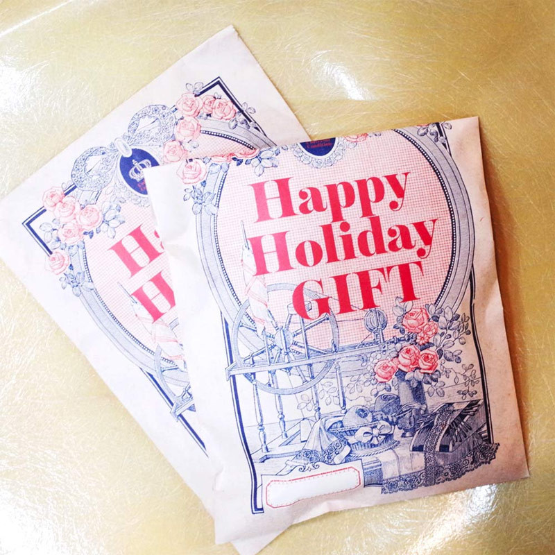 Vintage Design - Happy Holiday Gift Envelope Paper Bag Set