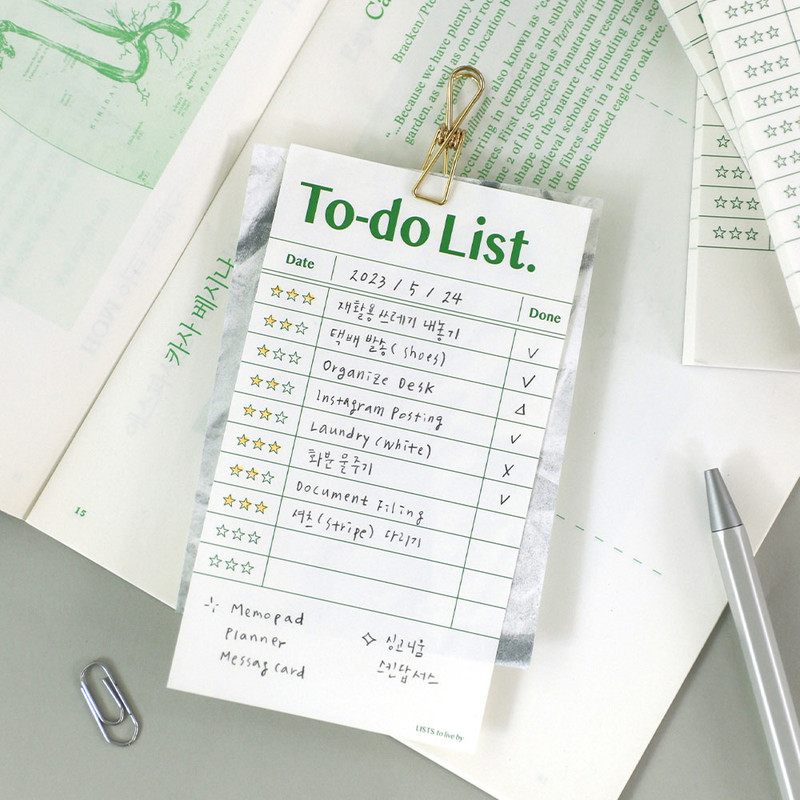 Example of use - Paperian Lists to Live By Planning Checklist Memo Notepad Example of use - Paperian Lists to Live By Planning Checklist Memo Notepad