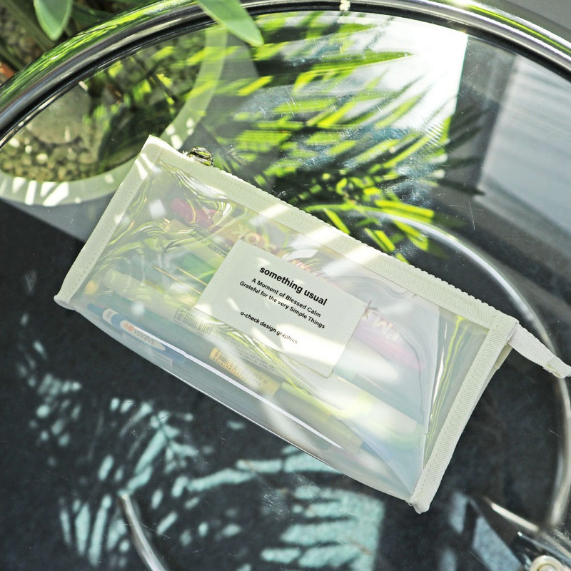 Example of use - O-check Something Usual Clear Zipper Pencil Case Pouch