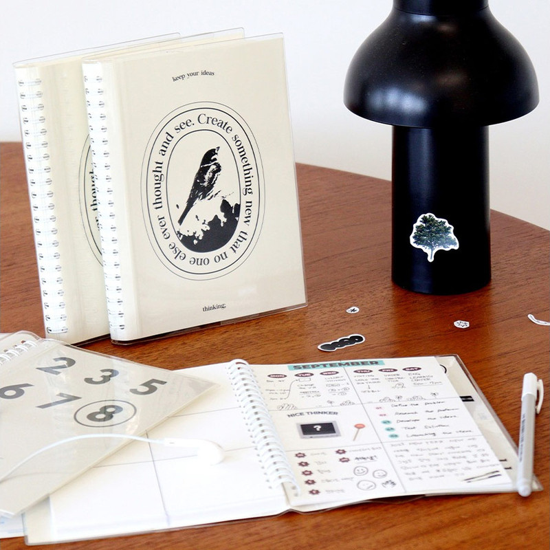 Example of use - Indigo Storage Wire Bound 6 Grid Notebook Example of use - Indigo Storage Wire Bound 6 Grid Notebook