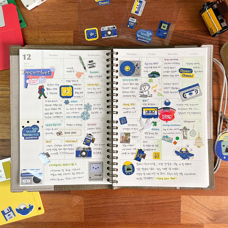 Usage example - Charm Moondeok Citybird Retro Sticker Usage example - Charm Moondeok Citybird Retro Sticker