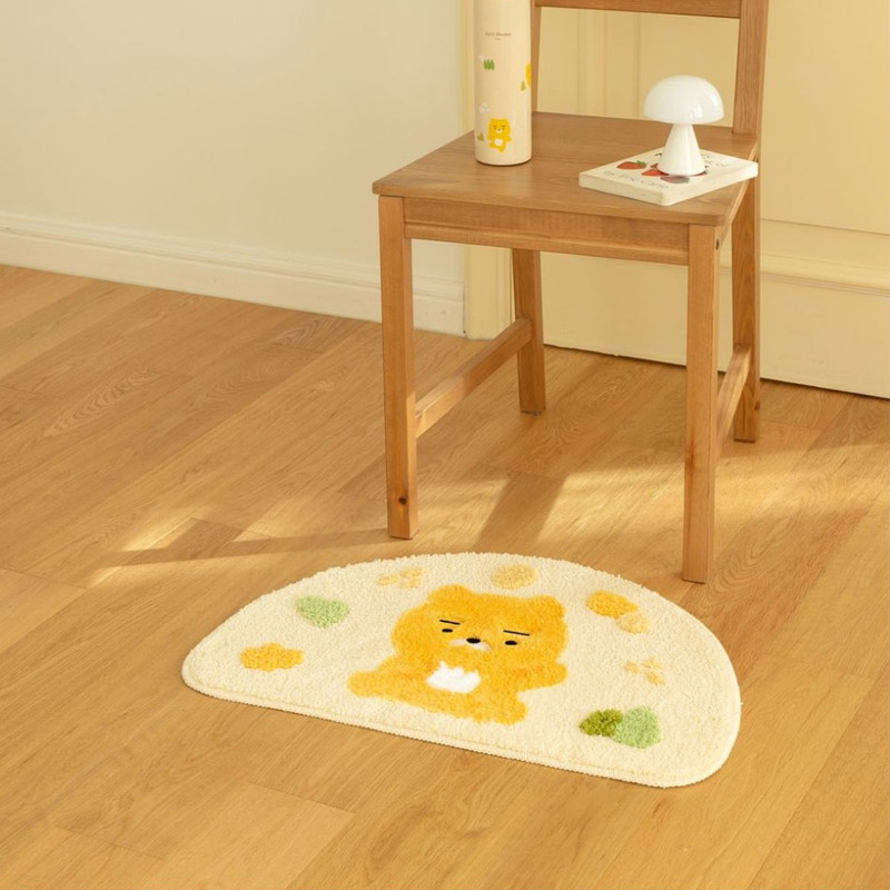 Usage example - Kakao Friends April Shower Ryan Anti-Slip Fluffy Rug Usage example - Kakao Friends April Shower Ryan Anti-Slip Fluffy Rug