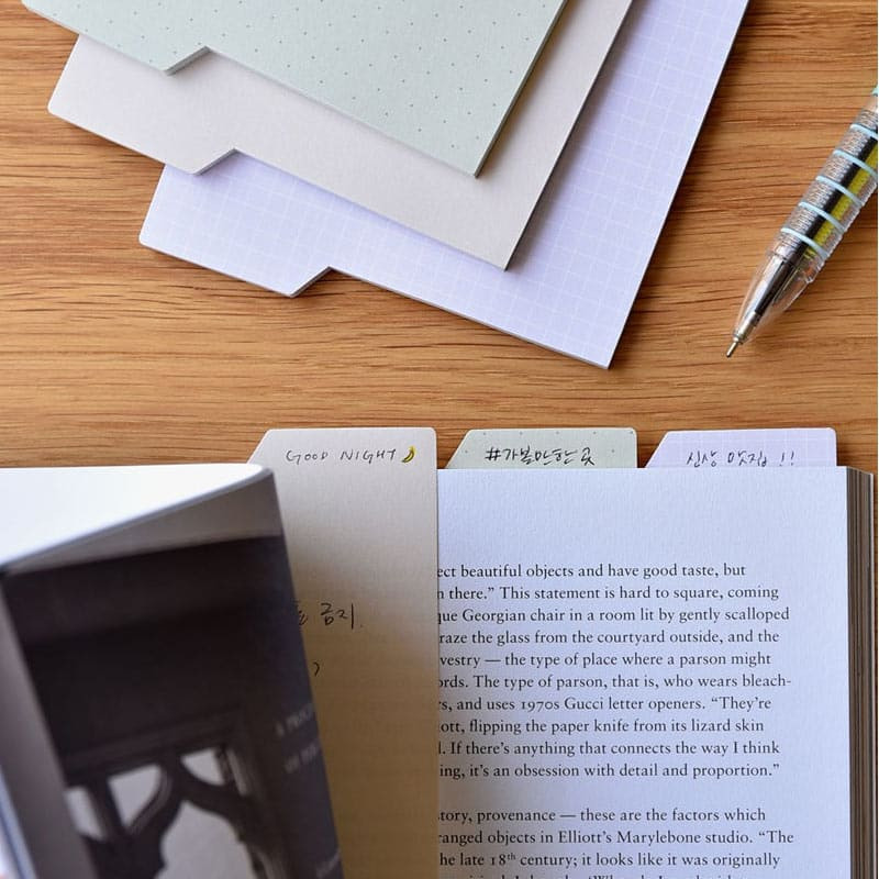 Detail of Usage example - Plepic Large Index Sticky Notepad Detail of Usage example - Plepic Large Index Sticky Notepad