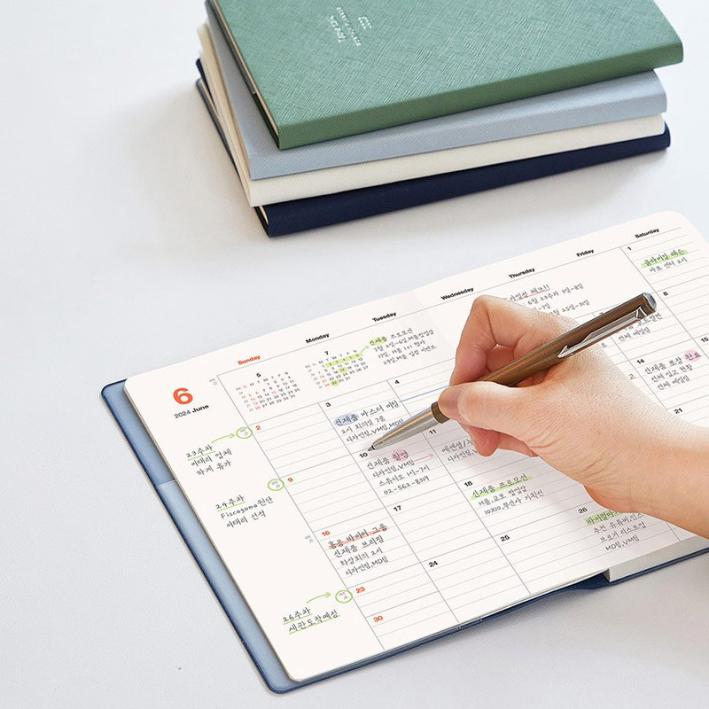 Monthly plan - 2024 Table Talk Basic A5 Dated Weekly Planner Diary