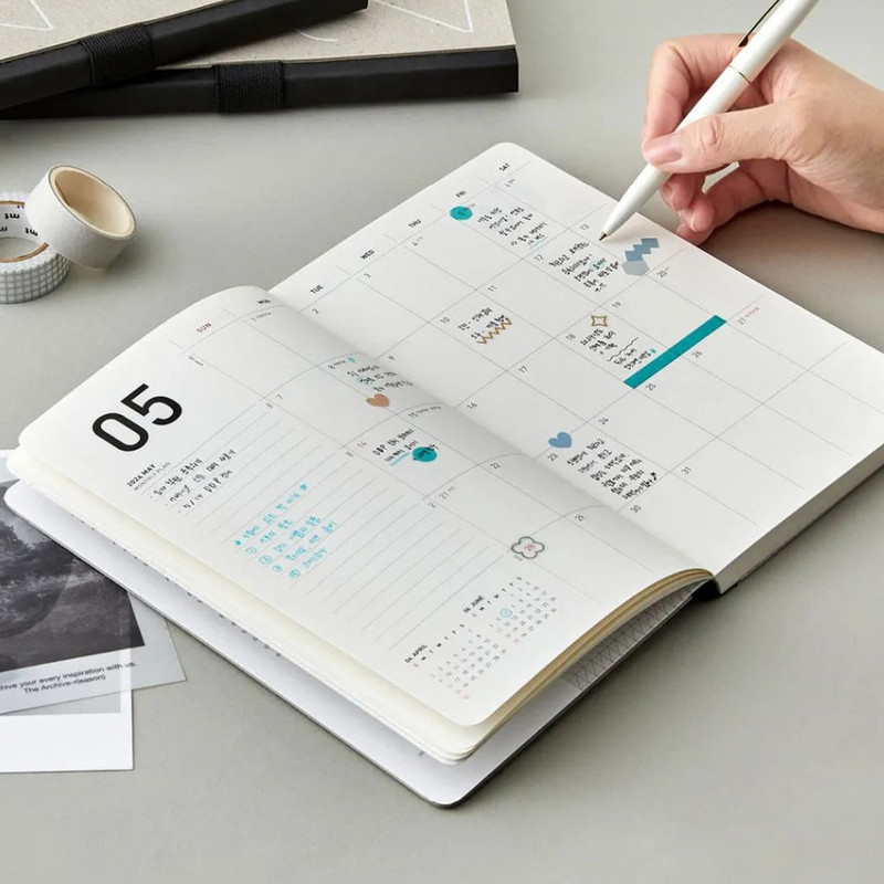 Monthly plan - 2024 Premium Natural Dated Monthly Planner Agenda