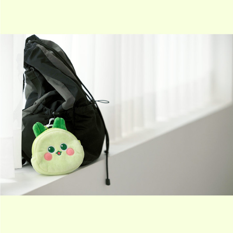 Mandaggo Fluffy Small Zipper Pouch Mandaggo Fluffy Small Zipper Pouch