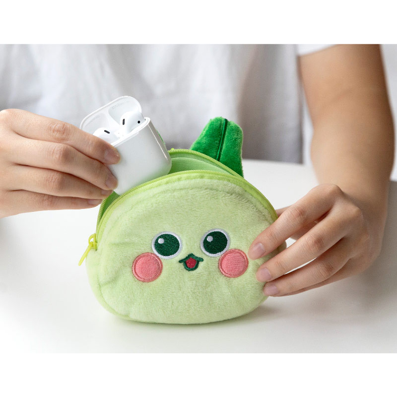 Mandaggo Fluffy Small Zipper Pouch Mandaggo Fluffy Small Zipper Pouch