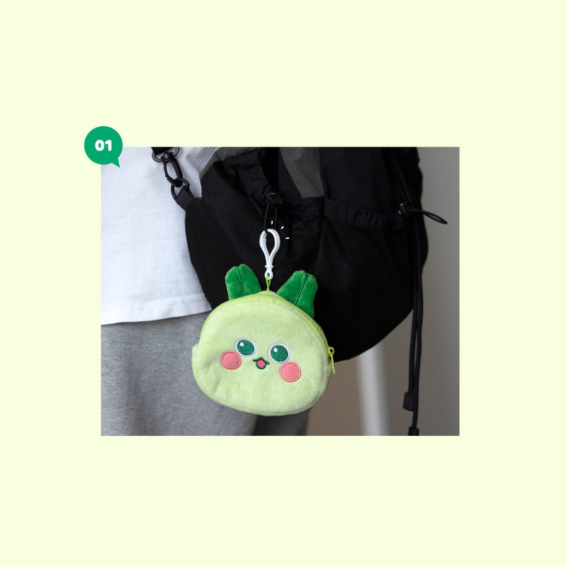 Mandaggo Fluffy Small Zipper Pouch Mandaggo Fluffy Small Zipper Pouch