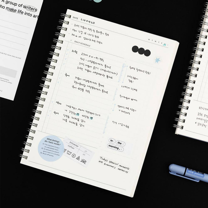 daily plan - Dash And Dot 146 Days A5 Undated Daily Planner Scheduler