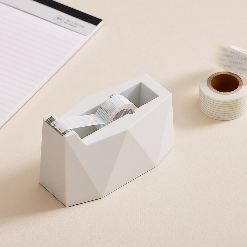 comes with a tape - Lobda Tape Dispenser with Tape comes with a tape - Lobda Tape Dispenser with Tape