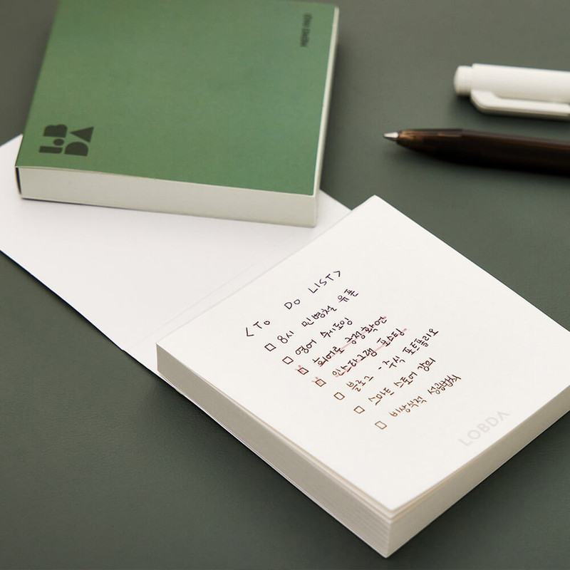 usage example of Lobda 8X8cm Plain Memo Notepad usage example of Lobda 8X8cm Plain Memo Notepad