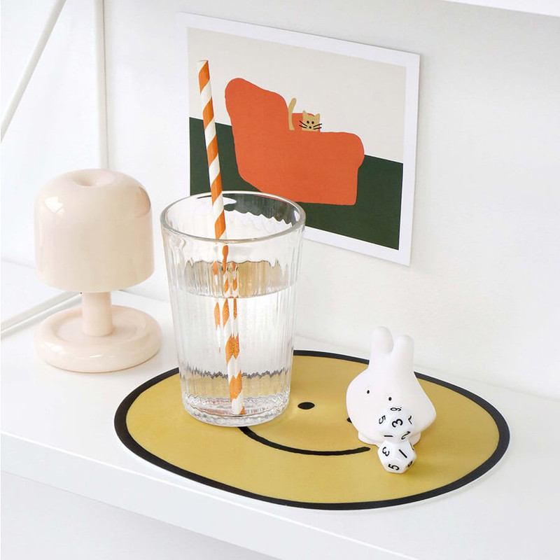 usage example of Iconic Doodle Mouse Pad 05-08