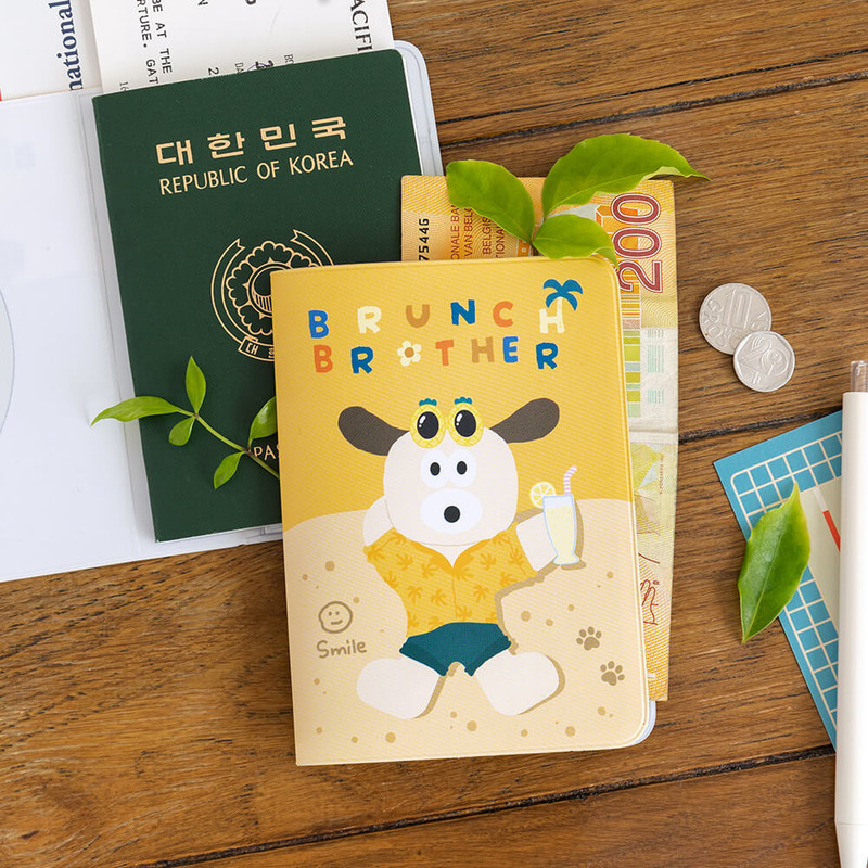 Puppy vacance - Romane Brunch Brother Summer Passport Case Puppy vacance - Romane Brunch Brother Summer Passport Case