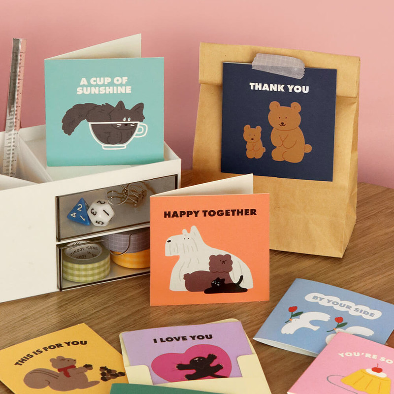 usage example of Iconic Friends Mini Assorted Greeting Cards Envelope Set