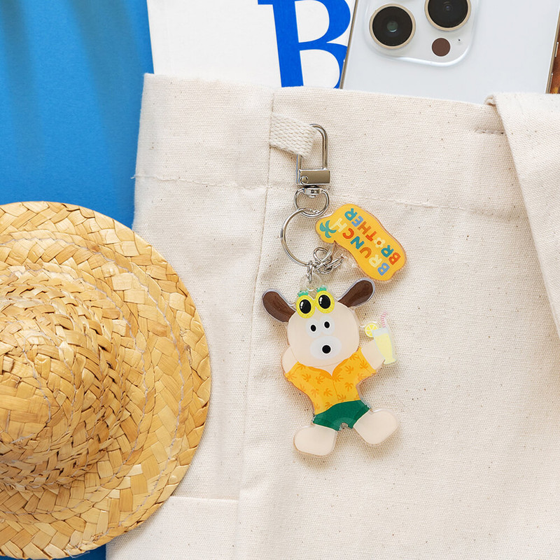 Usage example of Romane Brunch Brother Summer Acrylic Keychain Usage example of Romane Brunch Brother Summer Acrylic Keychain