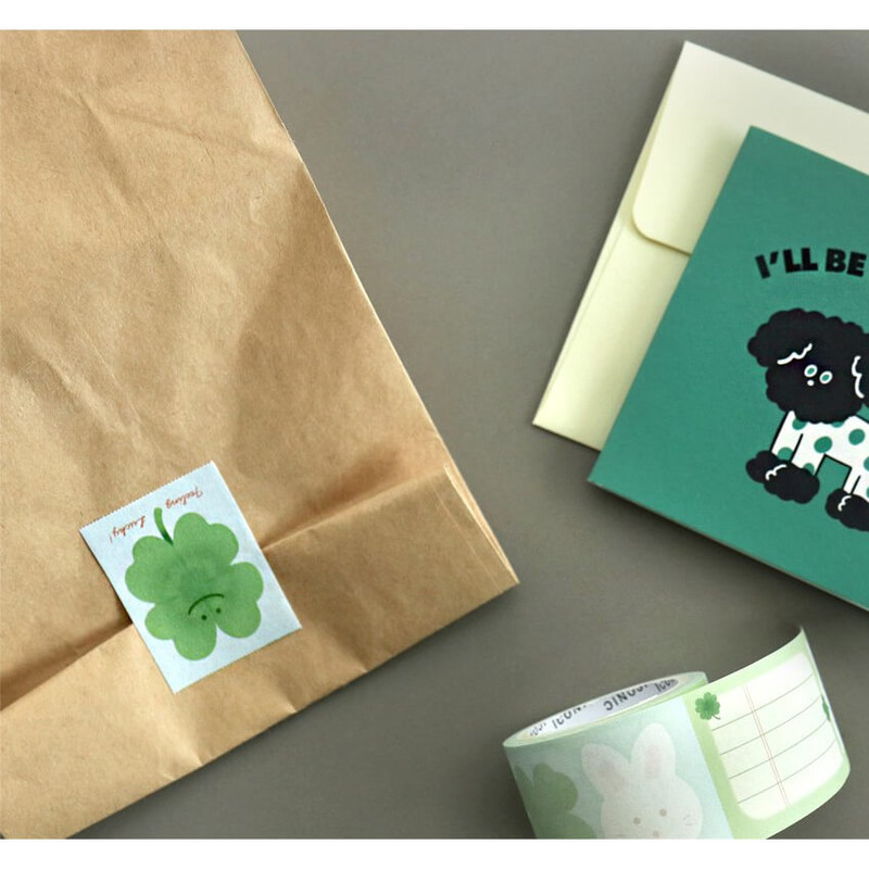 Usage example of Iconic Sugar Sticky Memo Roll Tape