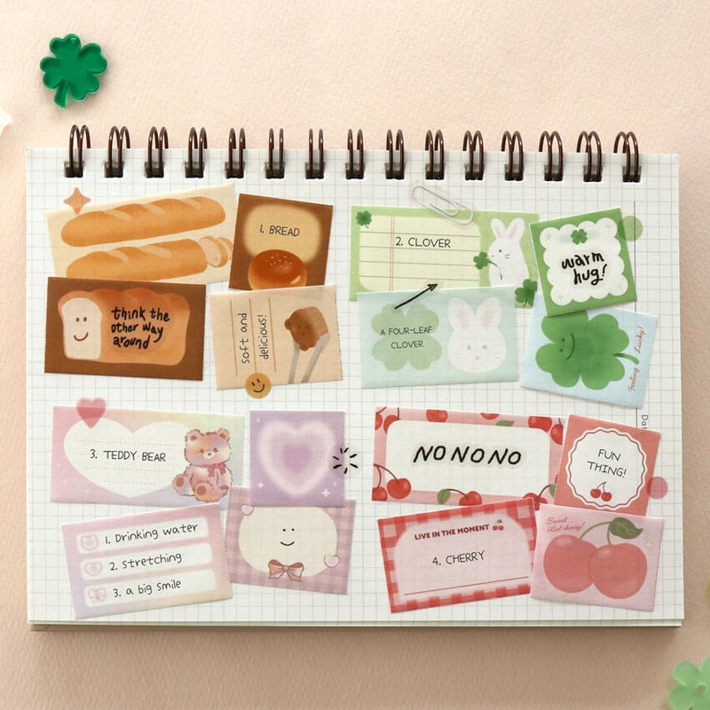 Usage example of Iconic Sugar Sticky Memo Roll Tape