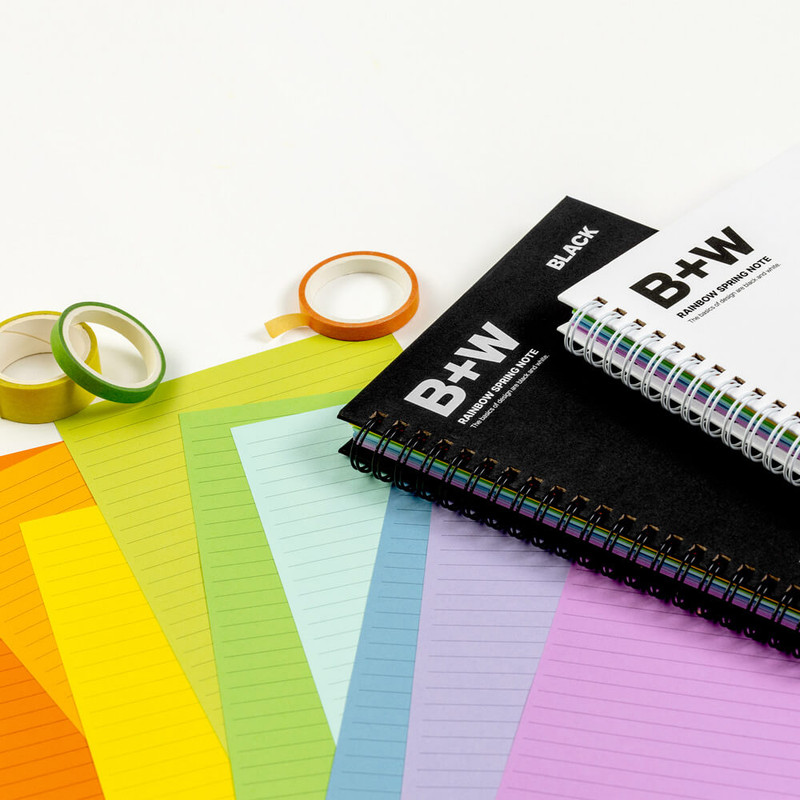 Usage example of Ardium B+W Rainbow Wire-bound Lined Notebook Usage example of Ardium B+W Rainbow Wire-bound Lined Notebook