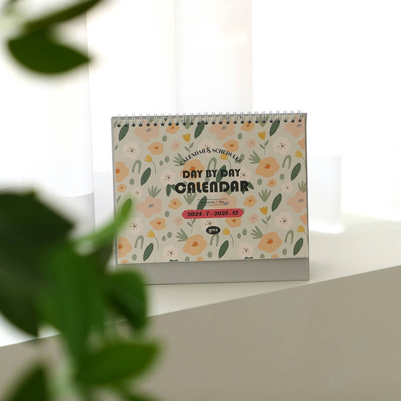 GMZ Day By Day 18 months Desk Calendar GMZ Day By Day 18 months Desk Calendar