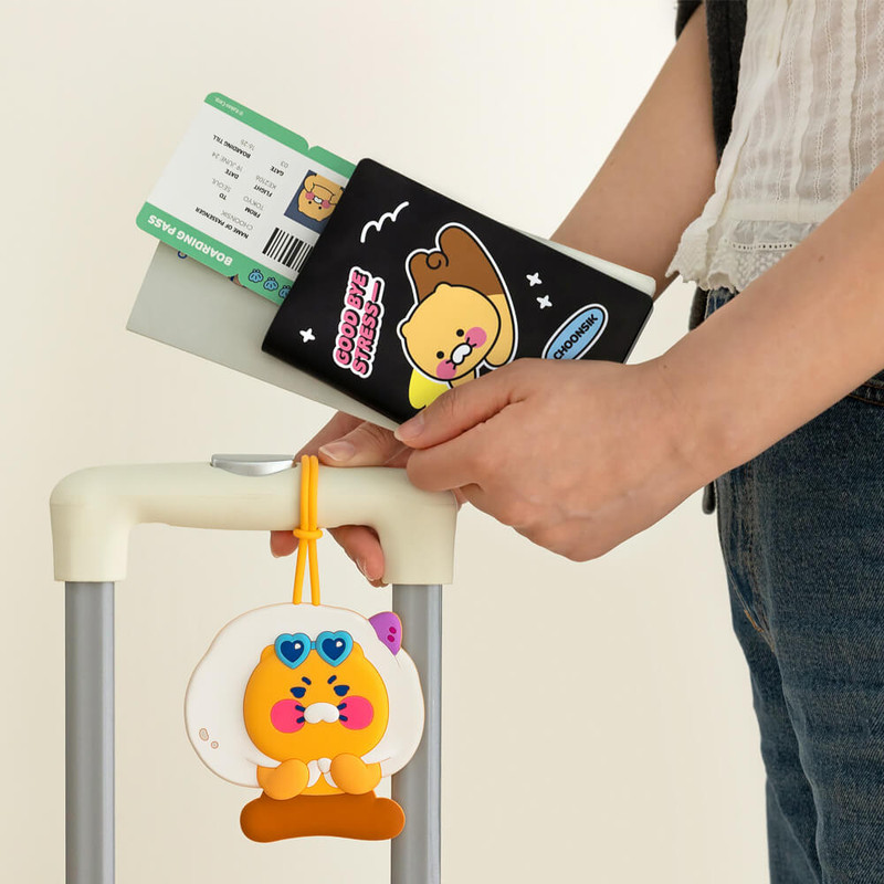 Usage example of Kakao Friends Choonsik Passport Case