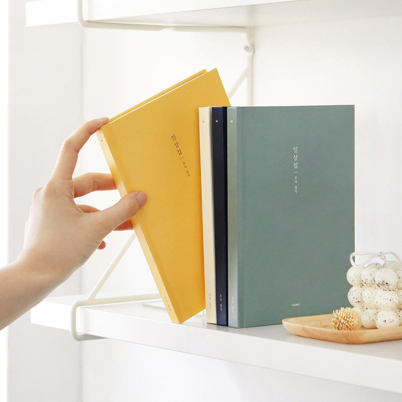 Iconic Daily Collection Dateless Daily Journal