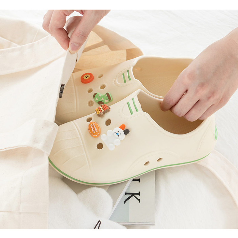 Usage example of Romane Brunch Brother Silicone Charm Set Ver2