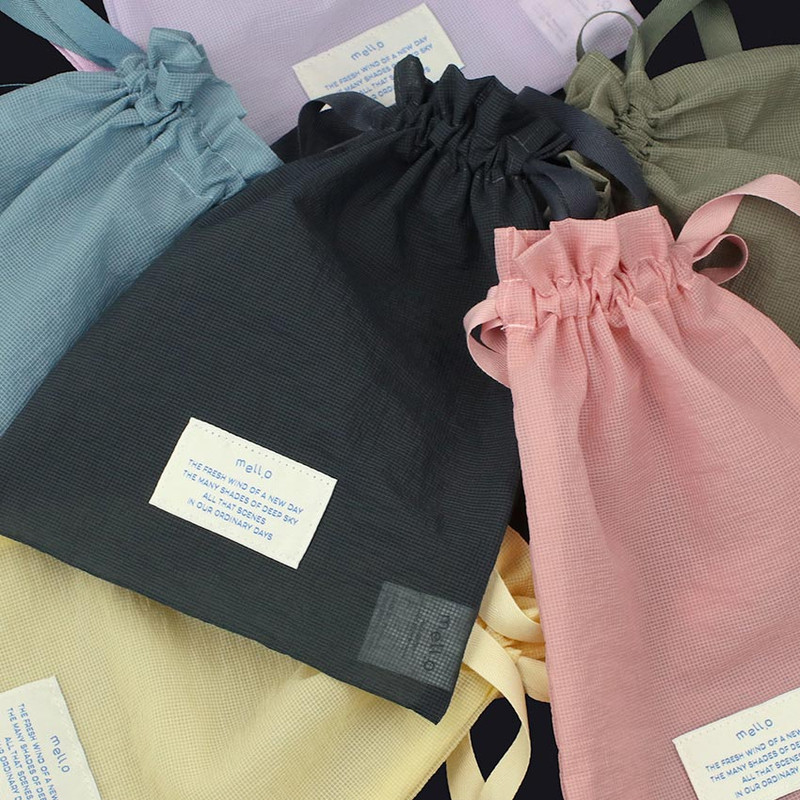 Usage example of Paperian Mello Drawstring Pouch Usage example of Paperian Mello Drawstring Pouch