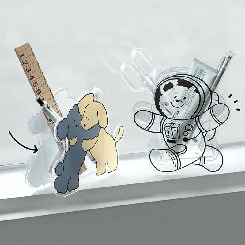 Usage example of Iconic Friends Acrylic Pen Holder