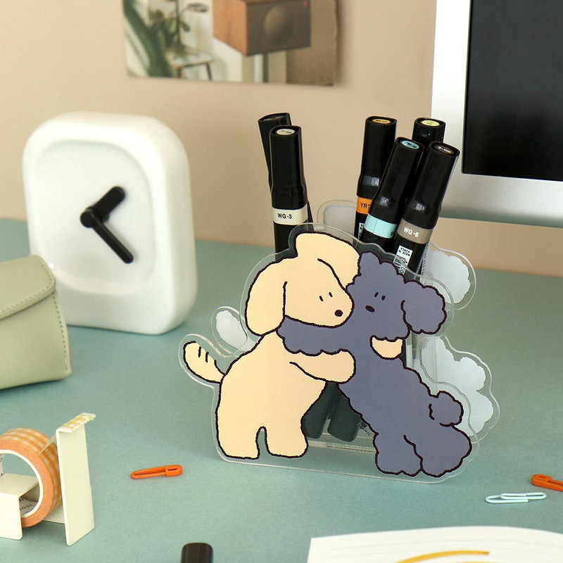 Usage example of Iconic Friends Acrylic Pen Holder