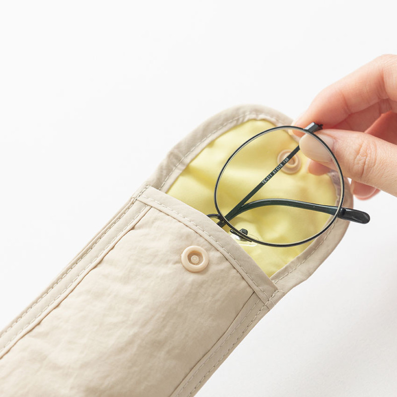 Usage example of Romane Brunch Brother 365 Letter Slim Pencil Case Usage example of Romane Brunch Brother 365 Letter Slim Pencil Case