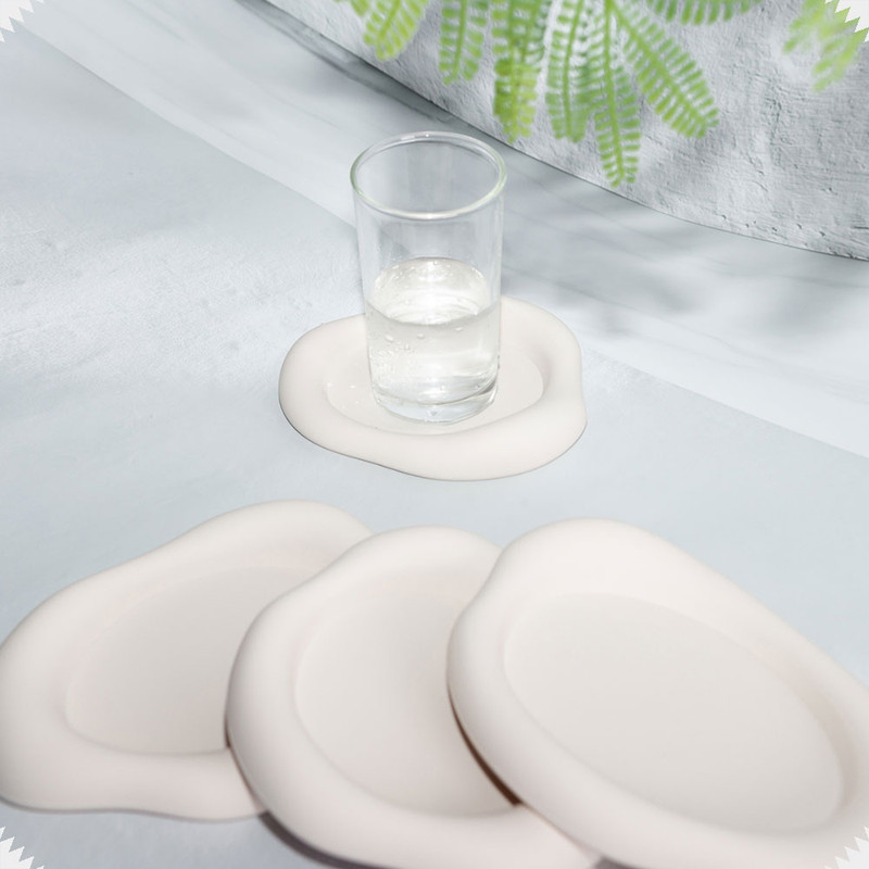 Usage example of Appree Pond Silicone Coaster