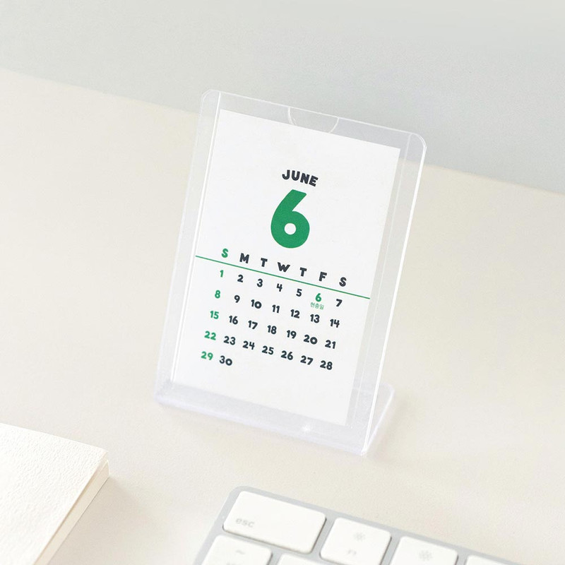 Usage example of Nacoo 2025 Moment Mini Monthly Calendar Sheets