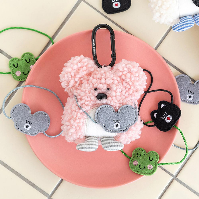 Usage example of Romane Brunch Brother Bapuri Boucle Keyring