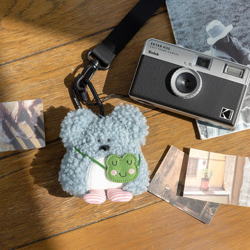 Usage example of Romane Brunch Brother Bapuri Boucle Keyring