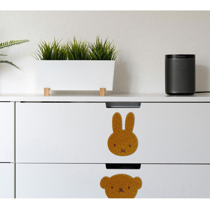 Usage example of Miffy Face Boucle Sticker