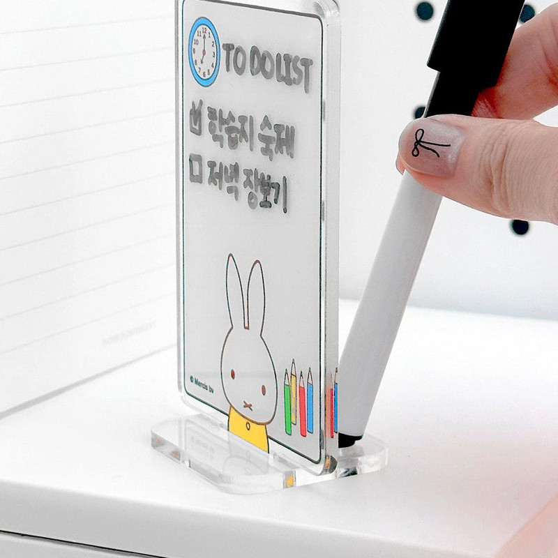 Usage example of Miffy Acrylic Memo Board Set Usage example of Miffy Acrylic Memo Board Set