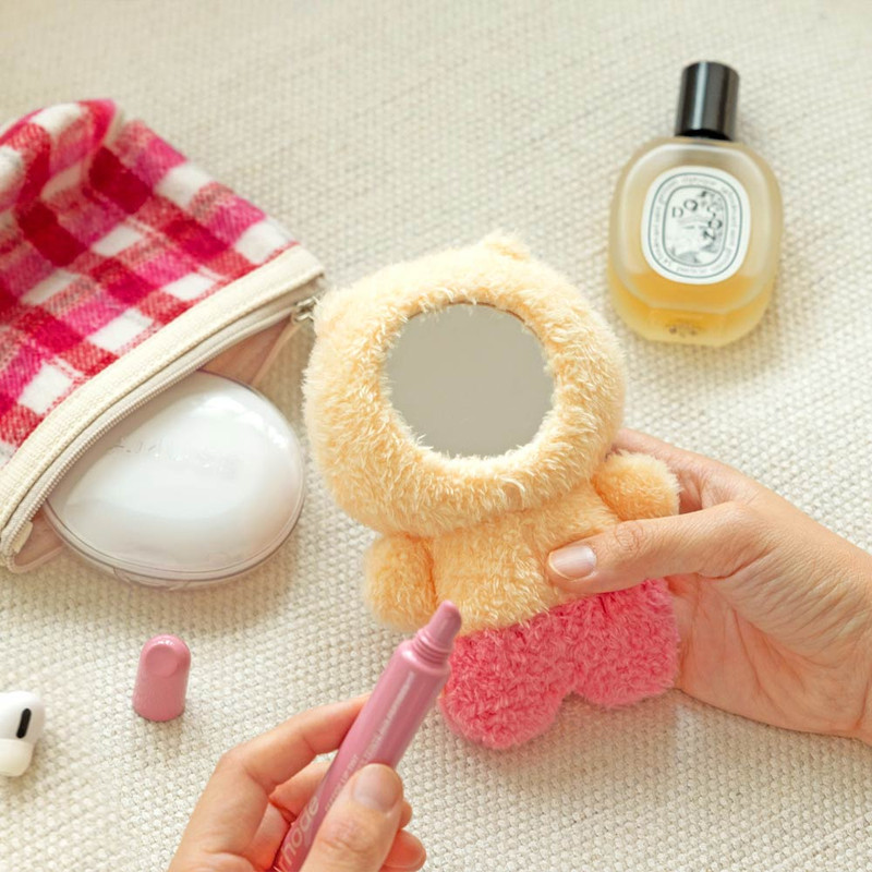 Usage example of Kakao Friends Boucle Mirror Ball Chain Keyring Usage example of Kakao Friends Boucle Mirror Ball Chain Keyring