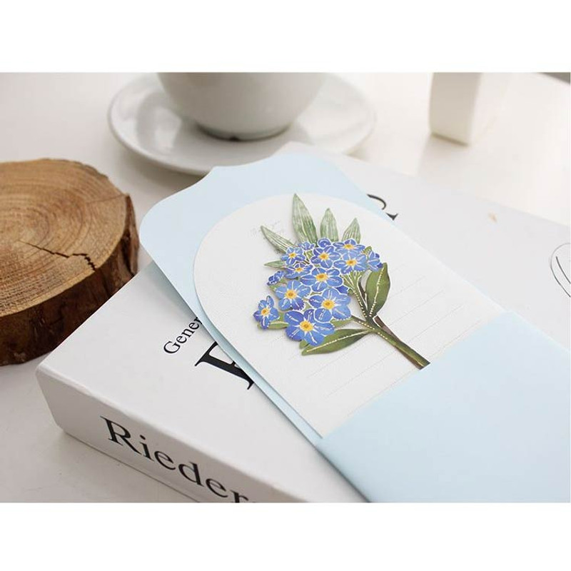 Detail of Somssi Paper Flower Forget Me Not Letter And Envelope Set Detail of Somssi Paper Flower Forget Me Not Letter And Envelope Set