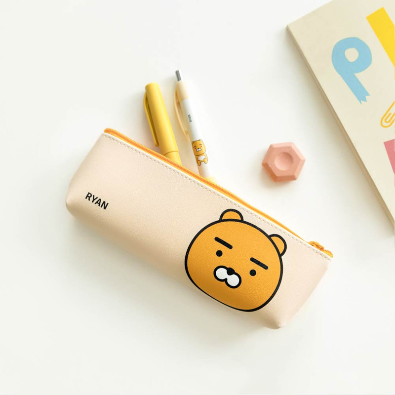 Usage example of Kakao Friends Pastel Triangle Zipper Pencil Case Usage example of Kakao Friends Pastel Triangle Zipper Pencil Case