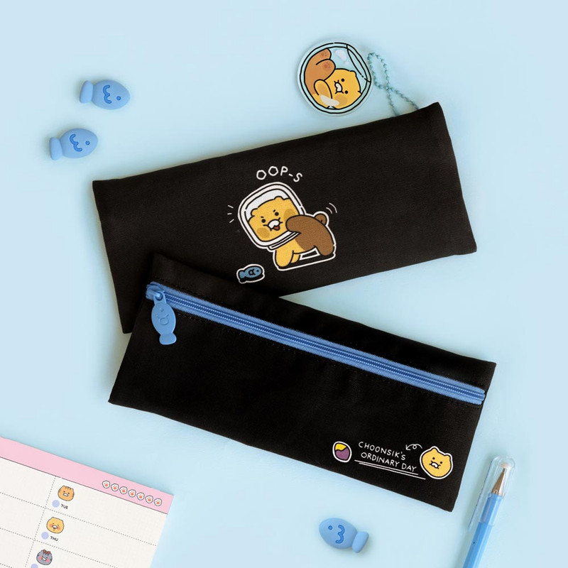 Usage example of Kakao Friends Choonsik Flat Zipper Pencil Case Usage example of Kakao Friends Choonsik Flat Zipper Pencil Case