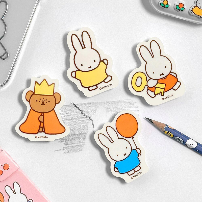 Usage example of Miffy Shape Mini Eraser Usage example of Miffy Shape Mini Eraser