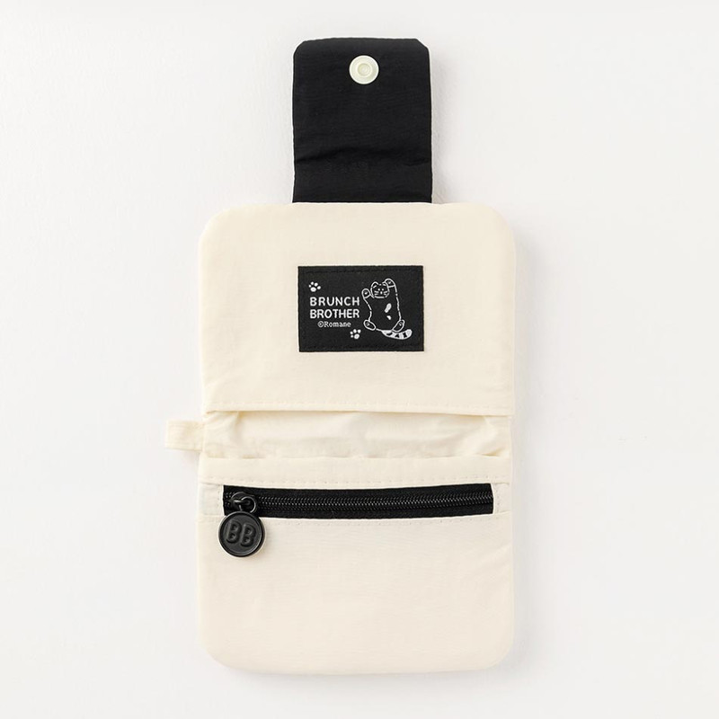 Detail of Romane Brunch Brother Kitty Soft Card Case Wallet