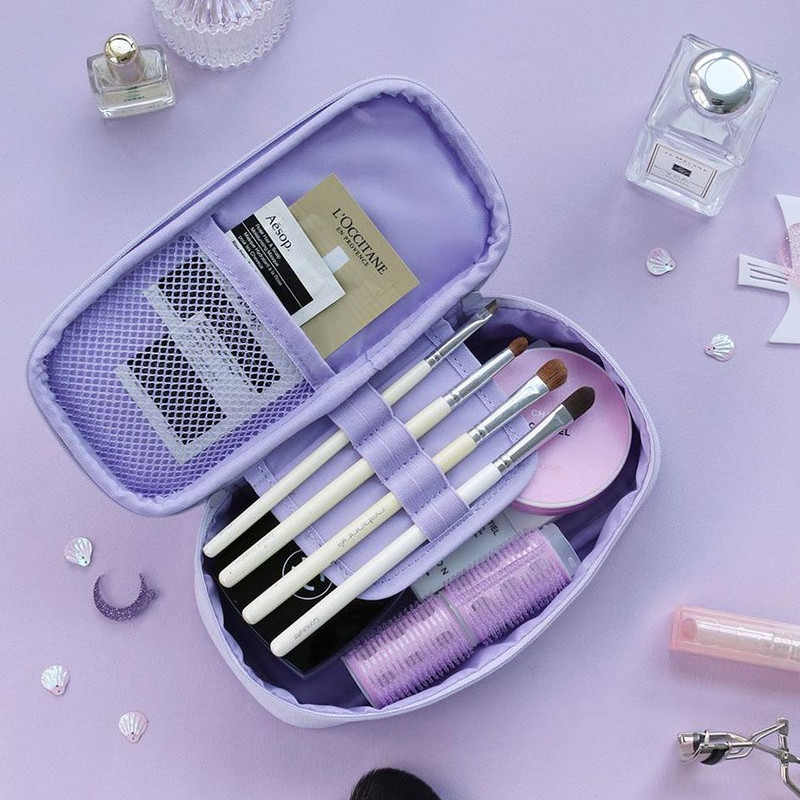 Elastic band slot - Iconic Doodle Large Pencil Case Elastic band slot - Iconic Doodle Large Pencil Case