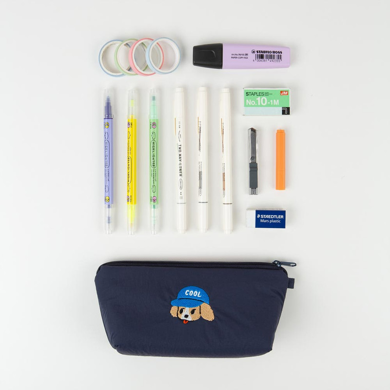 Usage example of All New Frame Airy Coolest Zipper Pencil Case