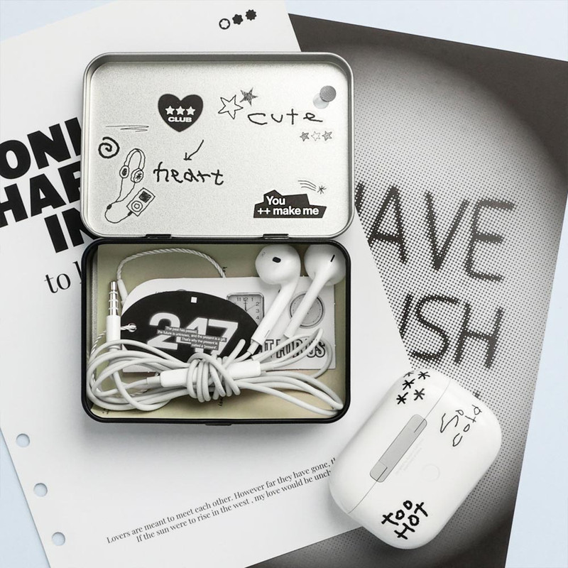 Usage example of Wanna This Crooked Drawing Kiss Cut Sticker Roll