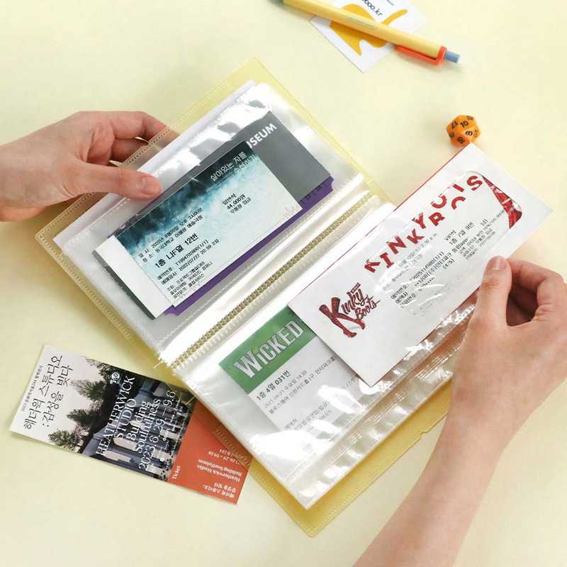 Clear 64 pockets - Iconic Collect Ticket Book