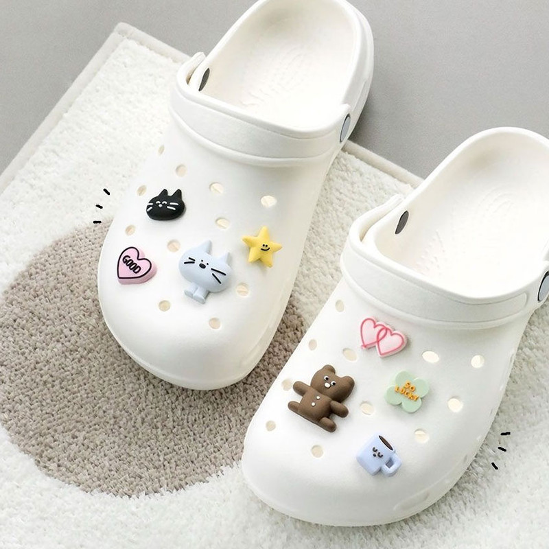Usage example of Doodle PVC Shoe Charm Set
