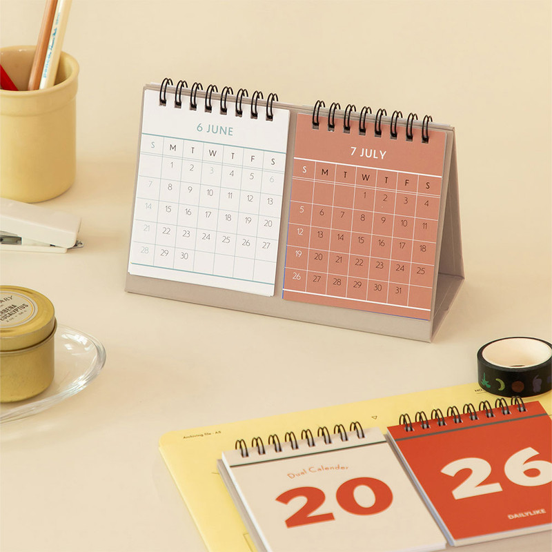 Usage example of Dailylike 2026 Dual Desk Calendar Usage example of Dailylike 2026 Dual Desk Calendar