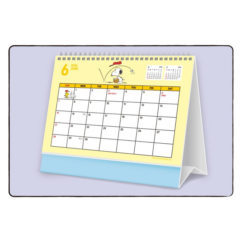 Standing Desk Calendar - PEANUTS 2026 Snoopy Desk Calendar